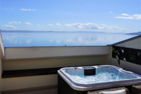 'Tino' Apartments - jacuzzi and terrace with sea view Makarska
